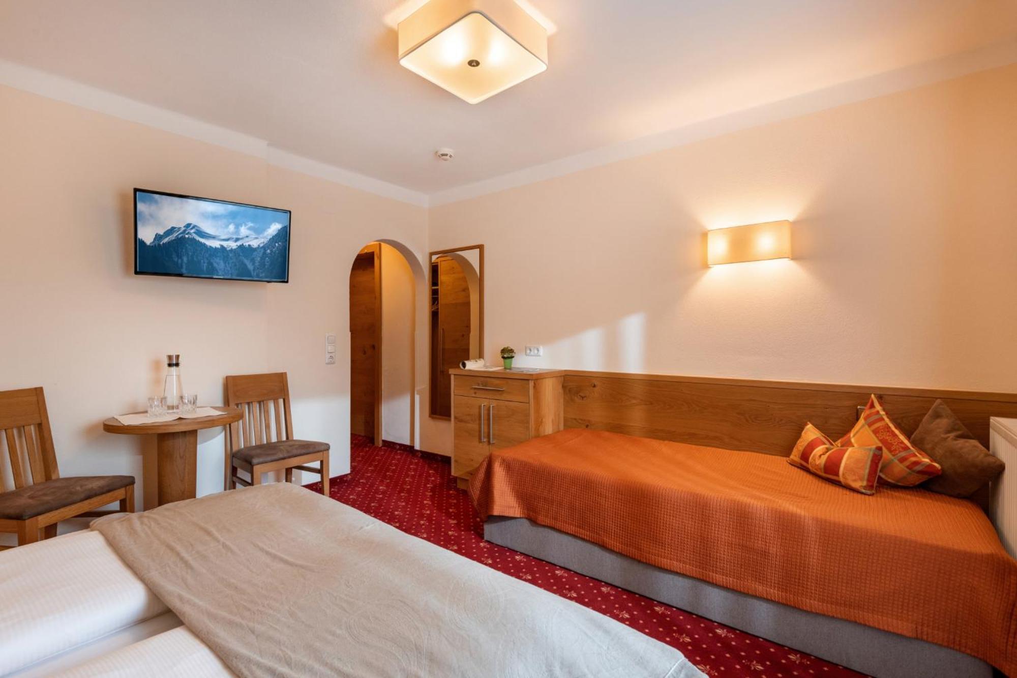 Hotel Garni Birkenhof Mayrhofen Εξωτερικό φωτογραφία