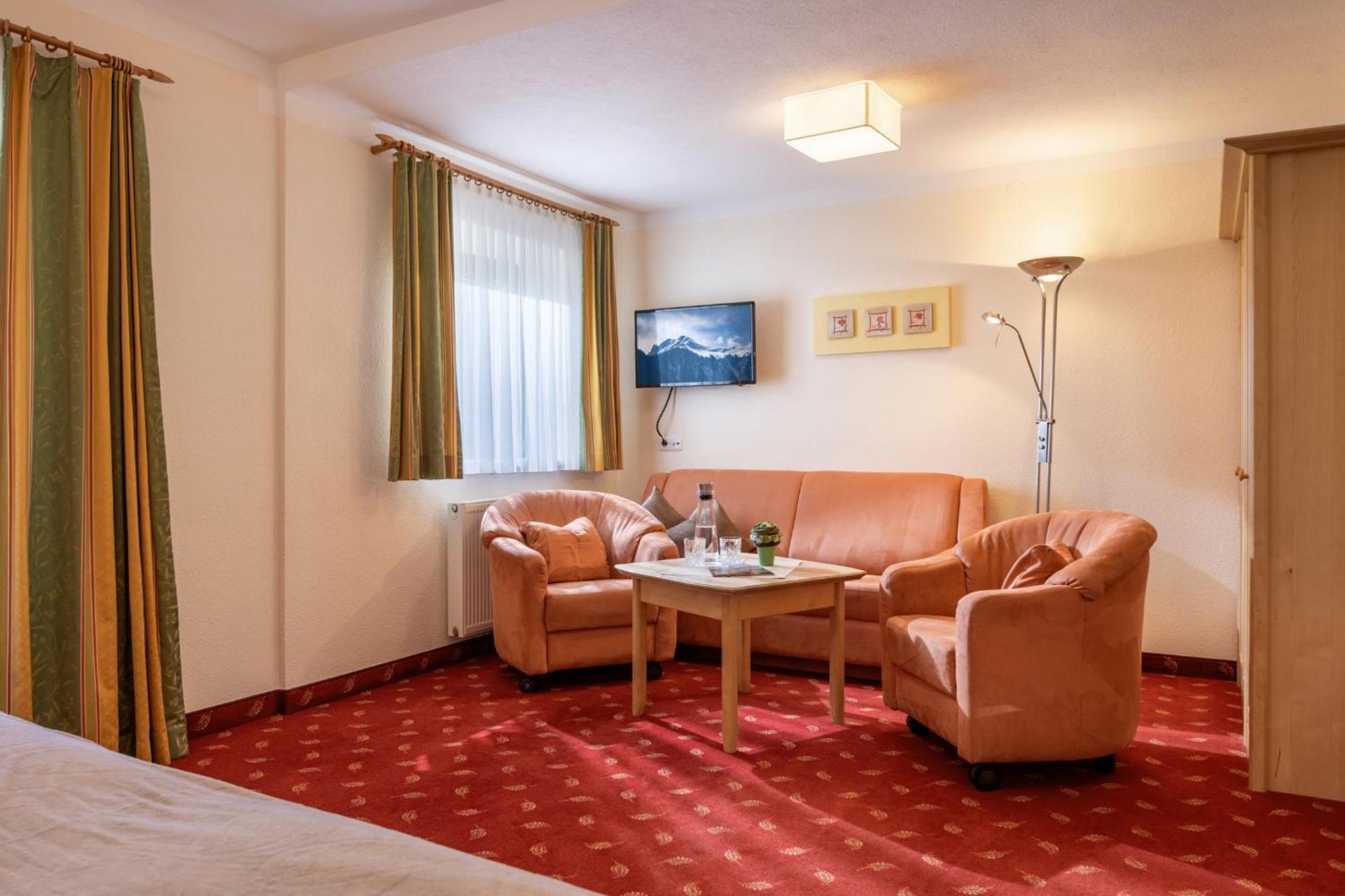 Hotel Garni Birkenhof Mayrhofen Εξωτερικό φωτογραφία